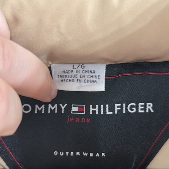 Tommy Hilfiger Quilted Puffer Vest - Picture 2 of 4